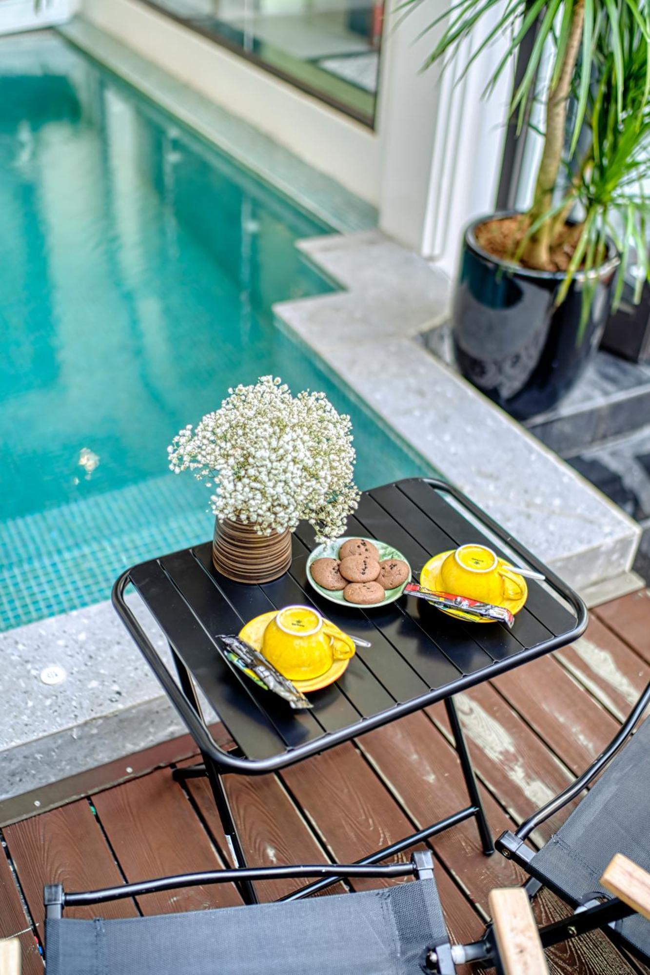 Rokas Hoi An Boutique Hotel Exterior photo